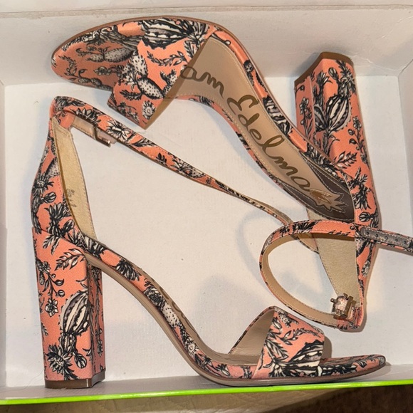 Sam Edelman Pink Heels with Chunky Block Heel - Picture 3 of 4